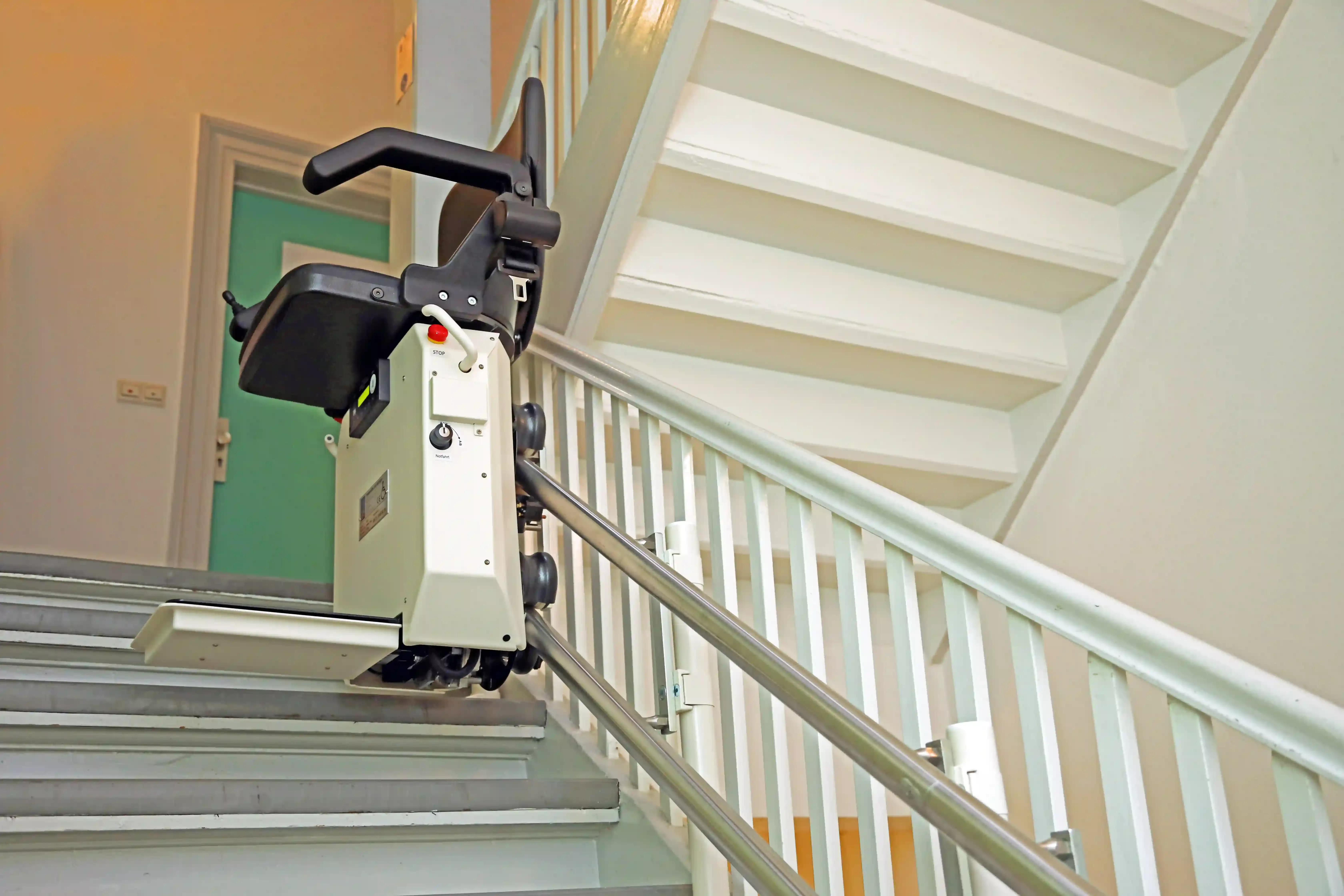 Image fabricant monte escalier 5 monte escalier 13